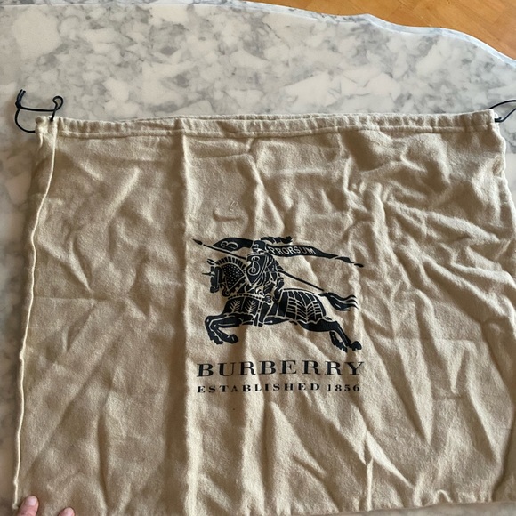 Burberry shoulder bag - Picture 9 of 11